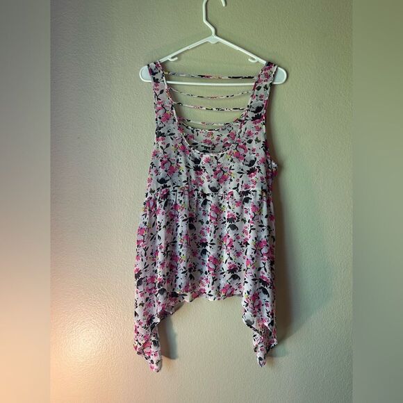 EUC Torrid Floral Chiffon Sleeveless Top - Pink & Black w/ Lattice Back - Size 0 - Picture 2 of 7